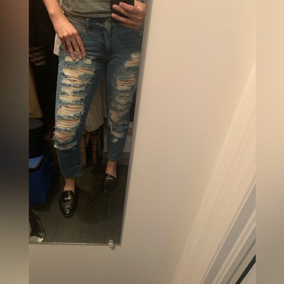 Ripped garage low waisted denim - Picture 10 of 13